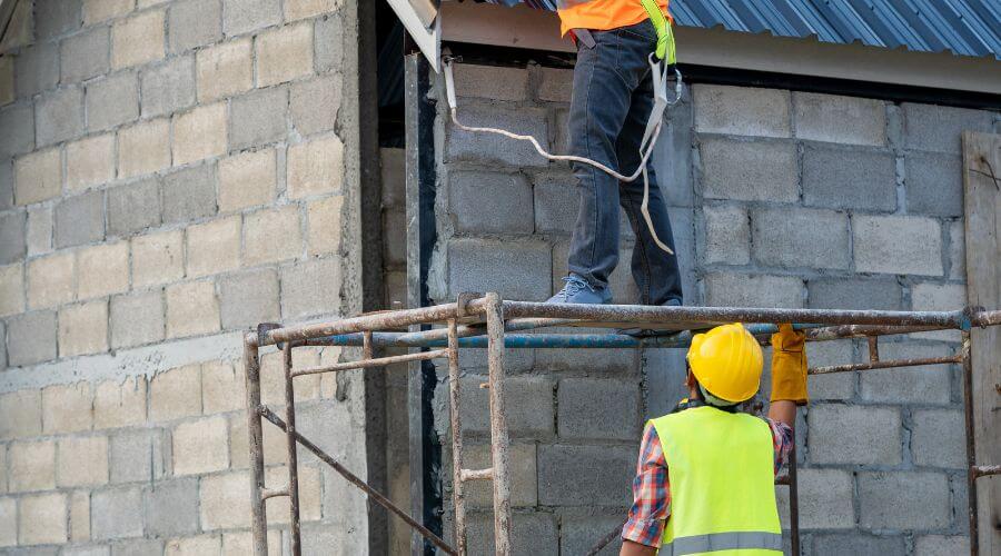 Professional gutter cleaning in Lost Springs, WY